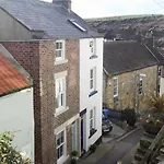 Holme Crest Staithes