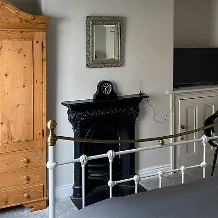 Holme Crest Tatil Evi *